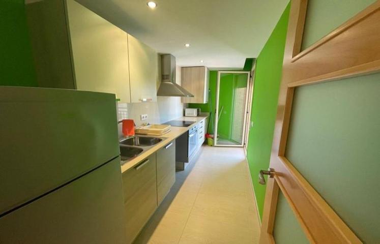 Apartamento en venta en Sant Carles de la Ràpita, Centro photo 0