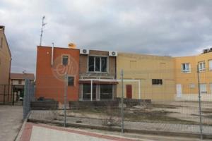 Local comercial en venta en La Lastrilla, El Sotillo photo 0