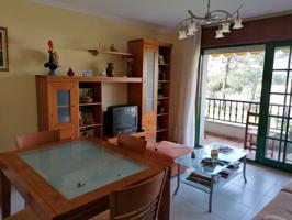 Piso en venta en Sanxenxo photo 0