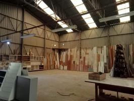 Nave industrial en venta en Ponferrada, Columbrianos photo 0