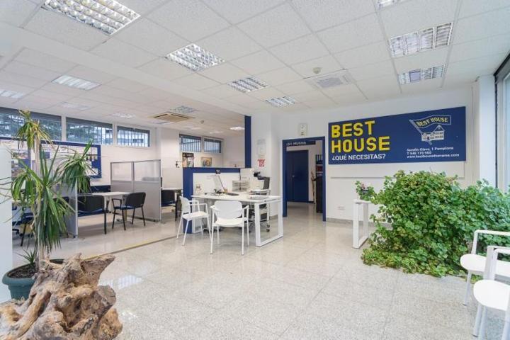 Local comercial en venta en Pamplona, Iturrama photo 0