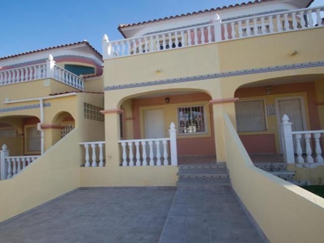 Duplex en venta en Orihuela, Villamartin Golf photo 0