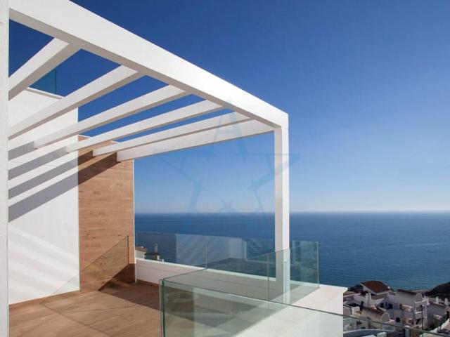 Apartamento en venta en Torrox, Torrox-Costa photo 0