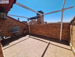 Piso en venta en Torrijos, Castilla la mancha photo 0