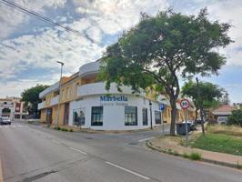 Piso en venta en Estepona, Estepona photo 0