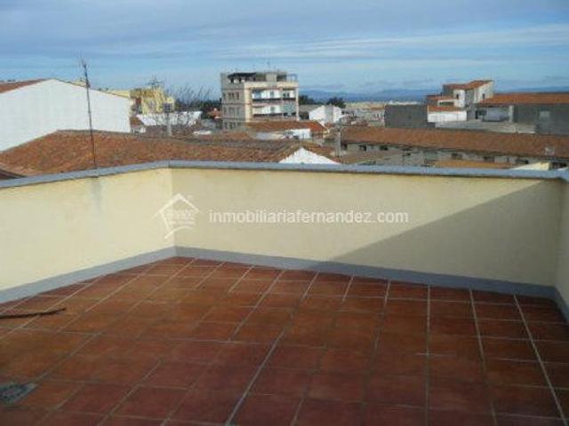 Apartamento en venta en Cáceres, Centro photo 0