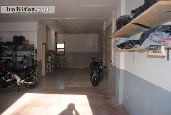 Local comercial en venta en Vilanova i la Geltrú, Canigó photo 0
