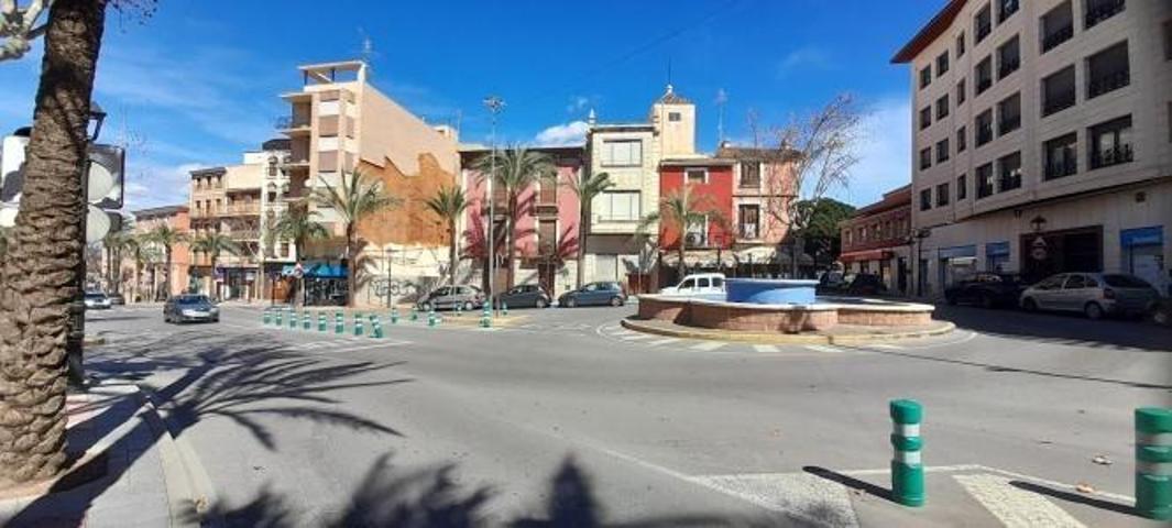 Terreno en venta en Aspe, Centro photo 0