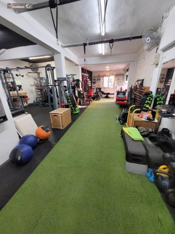 Local comercial en venta en Almería, Zapillo photo 0