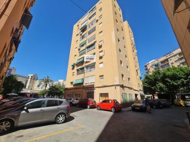 Piso en venta en Alicante, Altozano photo 0