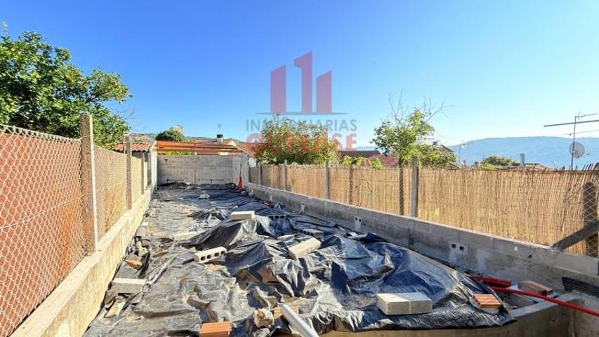 Casa en venta en Ourense, Veintiuno photo 0