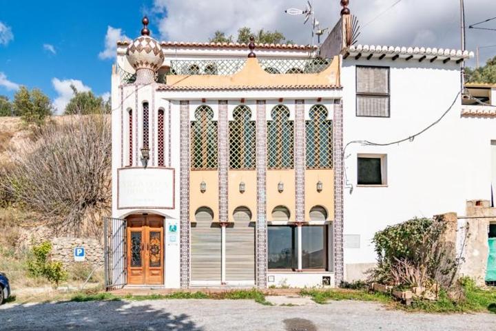 Casa en venta en Lanjarón, South of spain photo 0