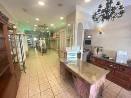 Local comercial en venta en Igualada, Pla de Sant Magi photo 0