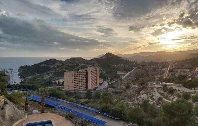 Piso en venta en Villajoyosa, Villajoyosa photo 0