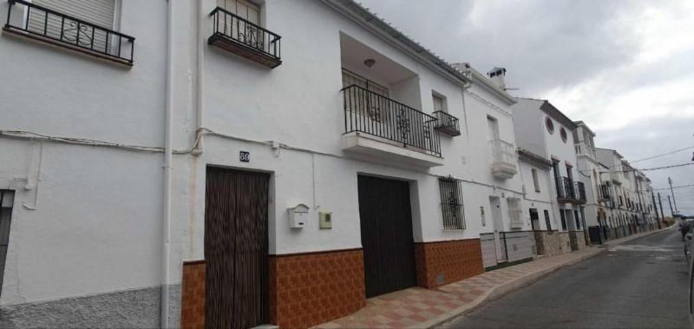 Casas de pueblo en venta en Yunquera, Yunquera photo 0