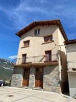 Edificio en venta en Salvatierra de Esca, Salvatierra de esca photo 0