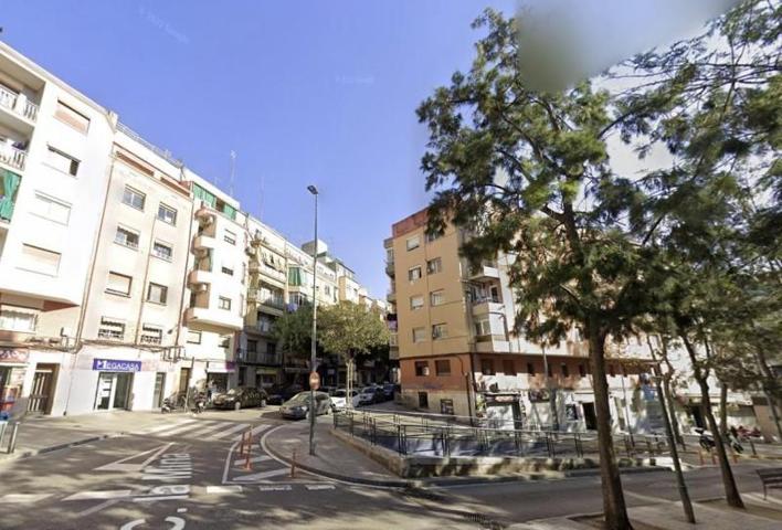 Piso en venta en L'Hospitalet de Llobregat, Pubilla cases photo 0