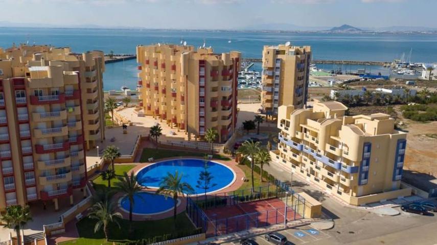 Apartamento en venta en La Manga del Mar Menor, Puerto mar photo 0