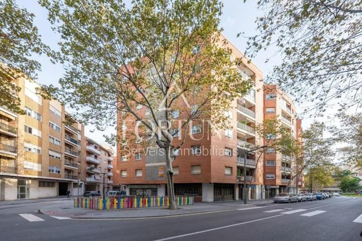 Piso en venta en Reus, Llevant photo 0