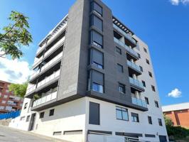 Piso en venta en Plasencia, Miralvalle-Av. Virgen del Puerto-La DATA photo 0