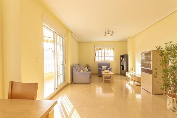 Apartamento en venta en Torrevieja, Centro photo 0