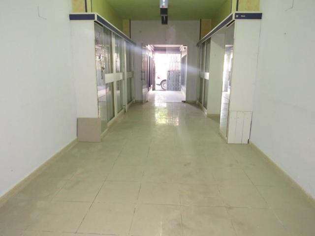 Local comercial en venta en Barbate, CENTRO photo 0