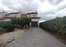 Bungalow en venta en Rielves, Rielves photo 0