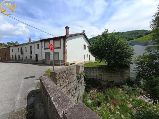 Casa en venta en Santiurde de Reinosa, Santiurde de reinosa photo 0