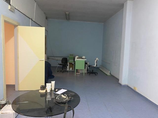 Local comercial en venta en Vilanova i la Geltrú, Centre photo 0