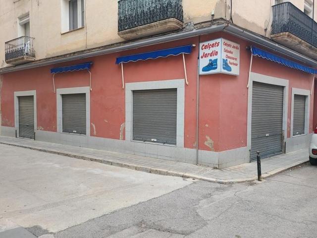 Local comercial en venta en Portbou, Portbou photo 0