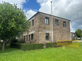 Casa con terreno en venta en Sarria photo 0