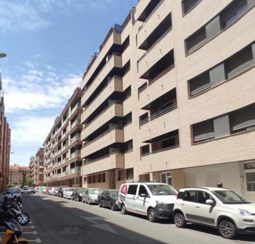 Piso en venta en Huesca photo 0