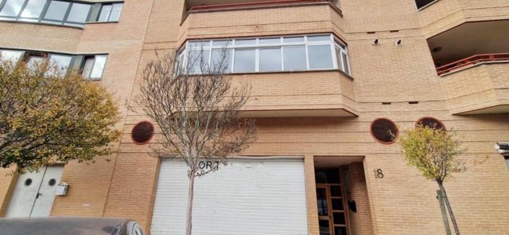 Local comercial en venta en Barañáin, Barañain Lago photo 0