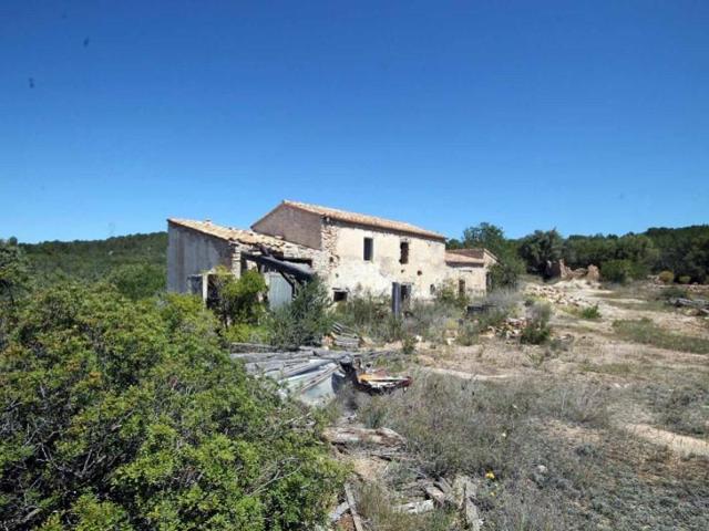 Casa con terreno en venta en L'Ametlla de Mar photo 0