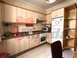 Piso en venta en Lugo photo 0