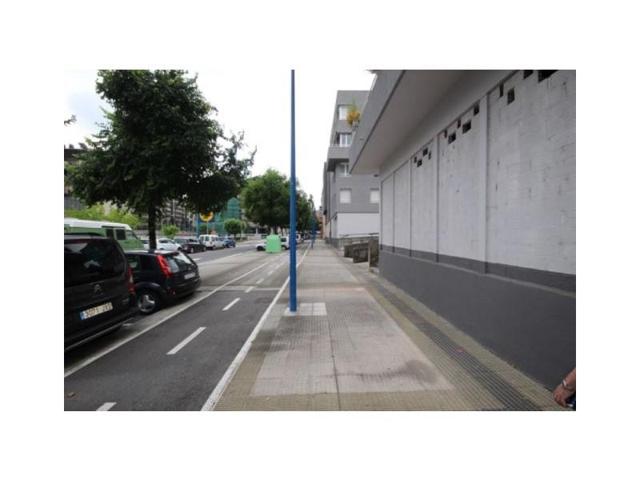 Local comercial en venta en Hernani photo 0