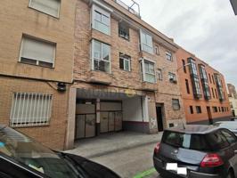 Piso en venta en Madrid, Calle Naranjo, 28039 photo 0