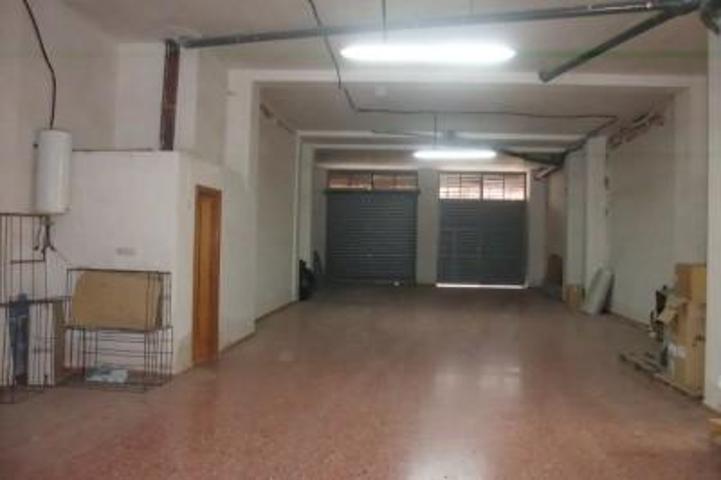 Local comercial en venta en Ontinyent, Almaig photo 0