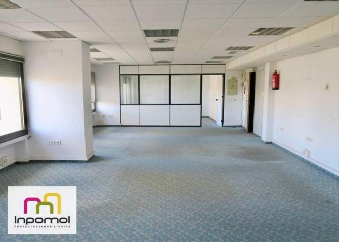 Local comercial en venta en Badajoz, Casco Antiguo photo 0