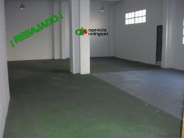 Local comercial en venta en Oviedo, Buenavista photo 0