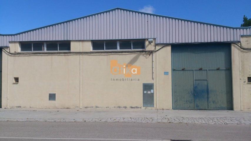 Nave industrial en venta en Ontinyent, Pol. Pla photo 0