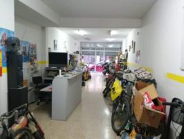 Local comercial en venta en Sant Cugat del Vallès, Sant Francesc photo 0