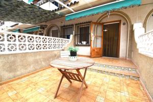 Bungalow en venta en Santa Pola, Avenida Valencia, 03130 photo 0