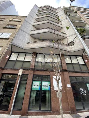 Local comercial en venta en Vigo, Rúa Vía Norte, 36206 photo 0