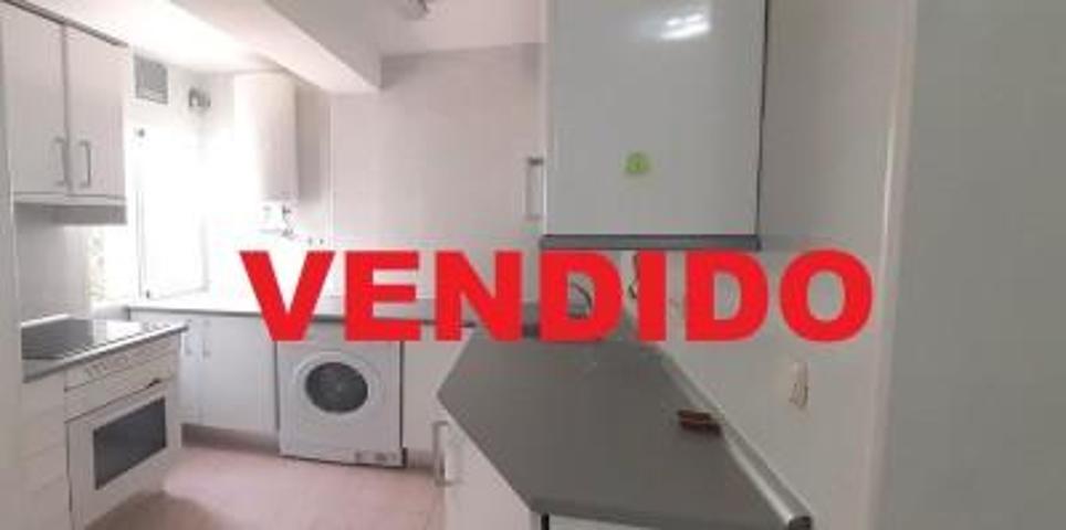 Piso en venta en Villanueva del Pardillo, Centro photo 0