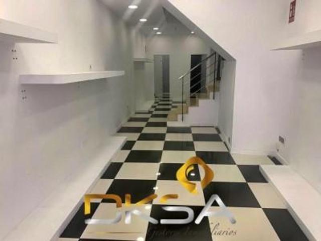 Local comercial en venta en Villarreal, Centro vila-real photo 0