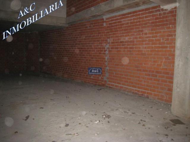 Local comercial en venta en Lugo, Milagrosa photo 0