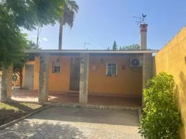 Chalet en venta en Chiclana de la Frontera, Pelagatos - Pago del Humo photo 0