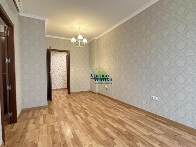 Piso en venta en Dos Hermanas, Entrenucleos photo 0