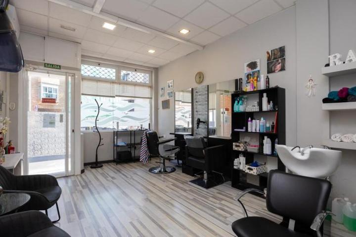 Local comercial en venta en Villanueva de la Cañada, Calle Luna, 28, 28691 photo 0